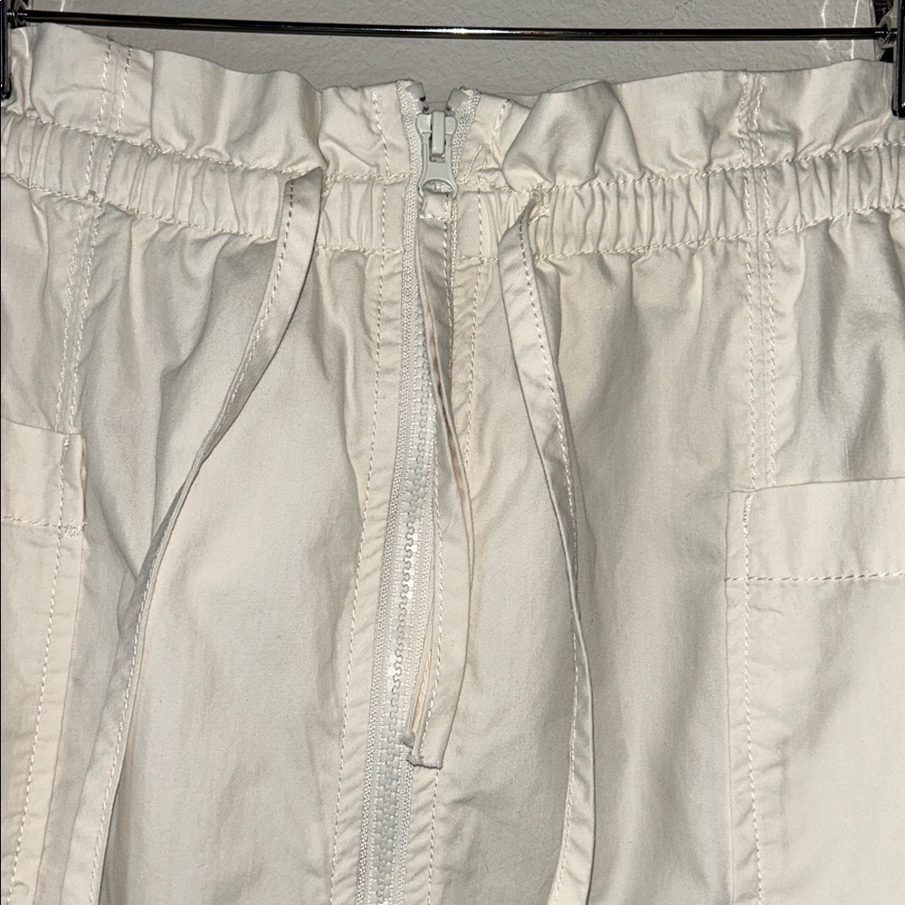 Free People Ivory Shell Cargo Utility Skirt Size XS TP zip front - Picture 4 of 12